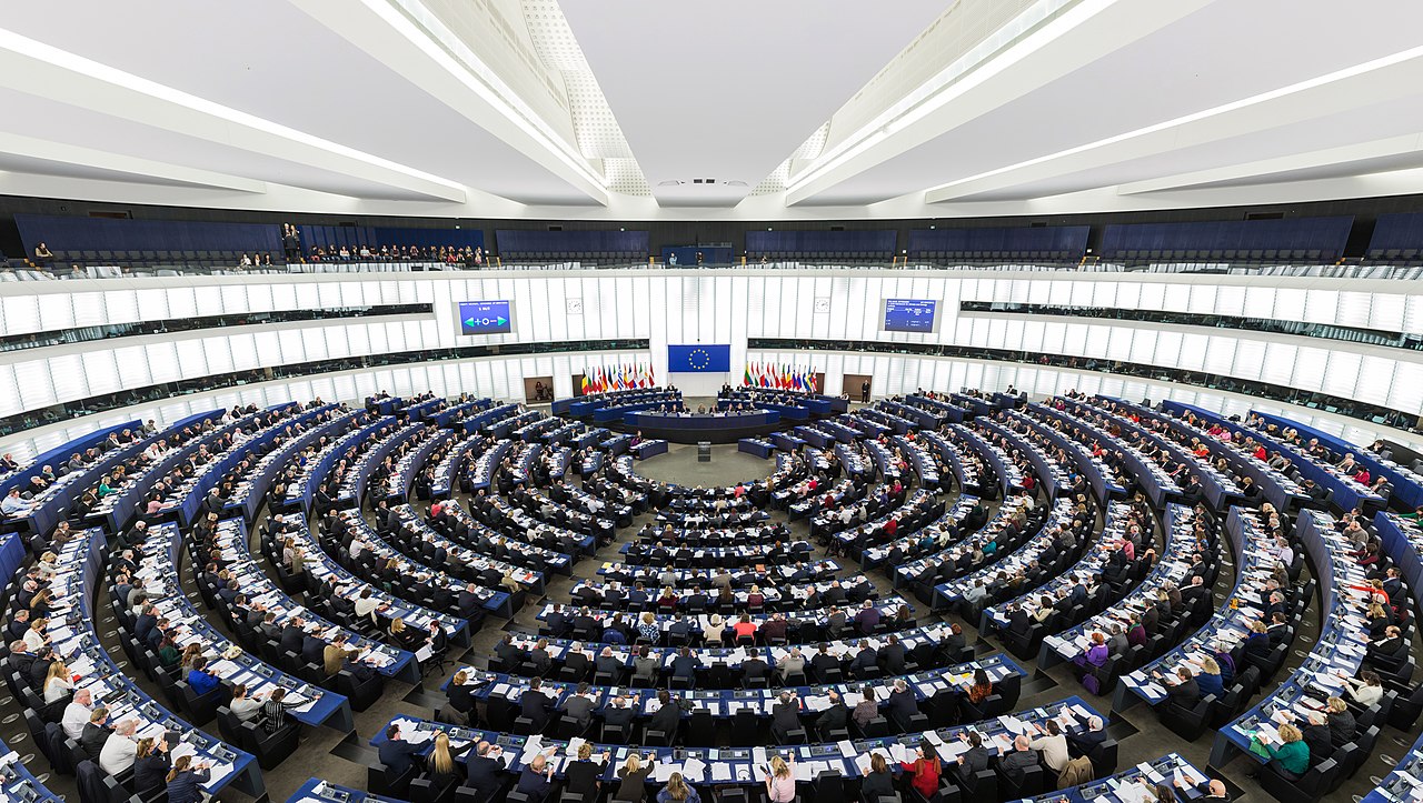 Europese zonne-energie op daken van woningen
