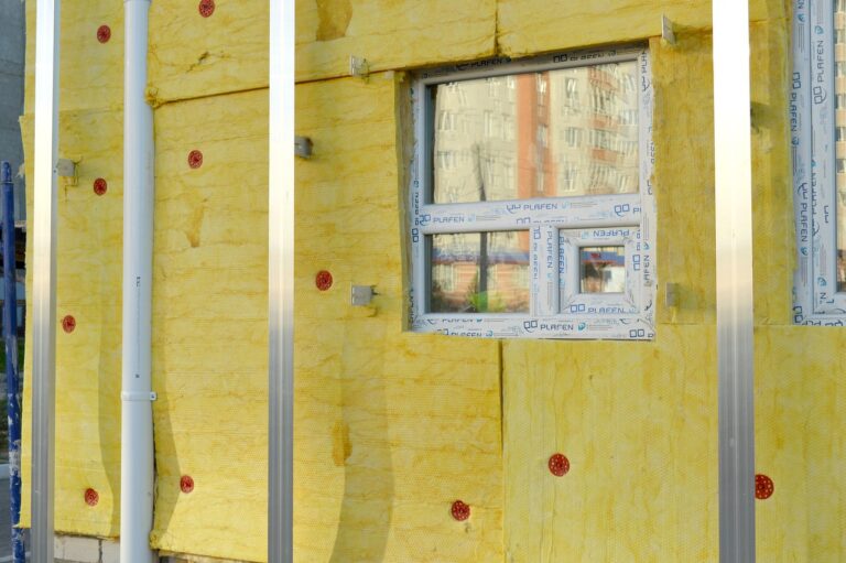 Steeds meer gemeenten geven extra subsidie voor woningisolatie