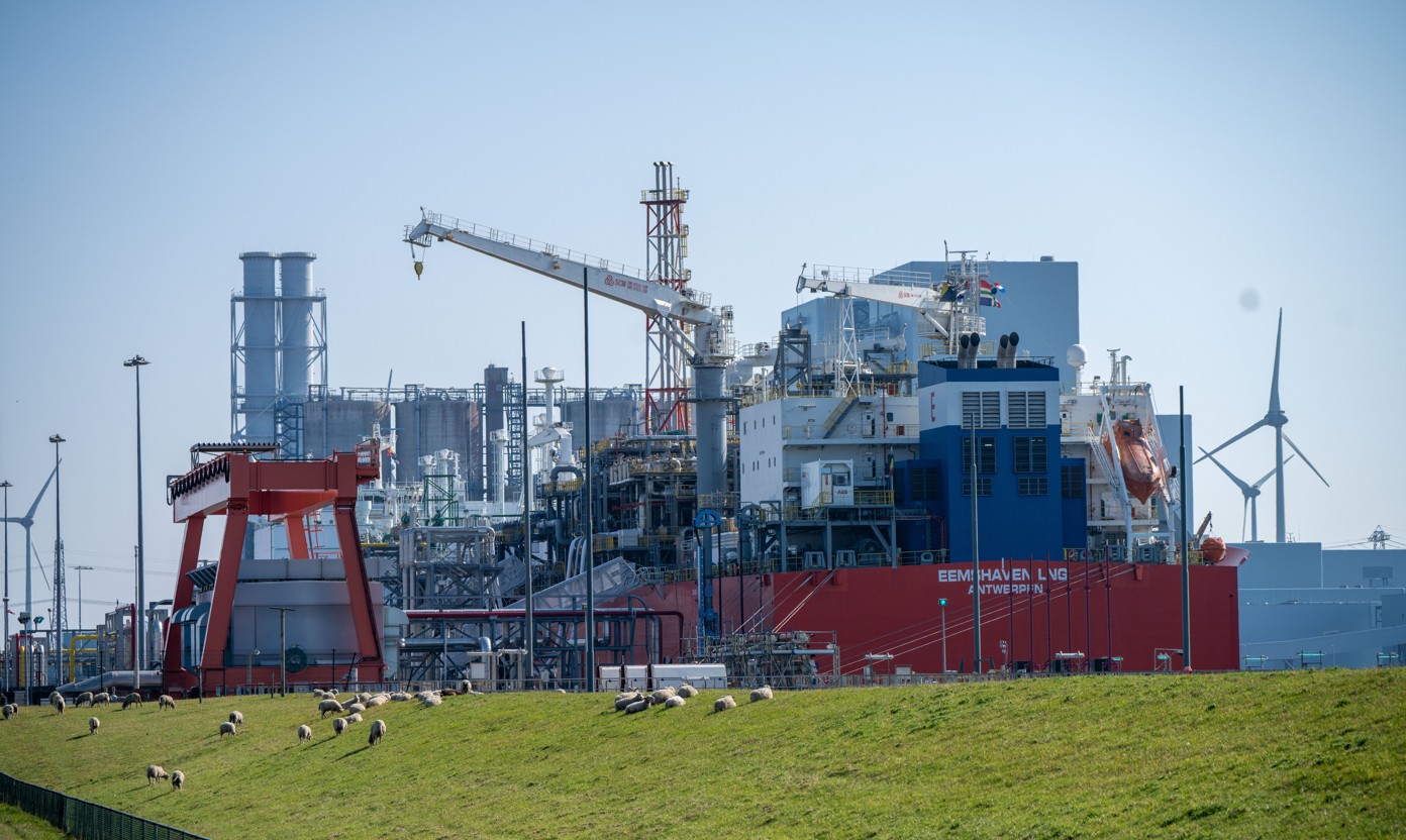 Drijvende LNG-terminal bij Groningen voor de Nederlandse gasimport