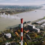 Een warmtekrachtkoppeling (WKK) installatie die gas omzet in elektriciteit en warmte