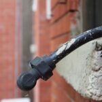Bewoners van een appartementencomplex zijn volledig afhankelijk van hun leverancier bij een koudenet storing