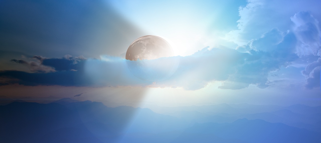 zonsverduistering boven Nederland en het effect op elektriciteitsproductie